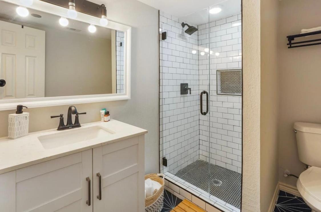Cozy Heights 2 Bd Bungalow, Walkable Houston Eksteriør bilde